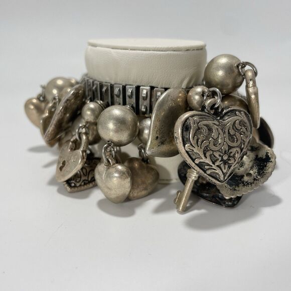 Vtg Silver Tone Heart Charm Bracelet Expandable Band Mixed Heart Lock Key Charm - Picture 4 of 12